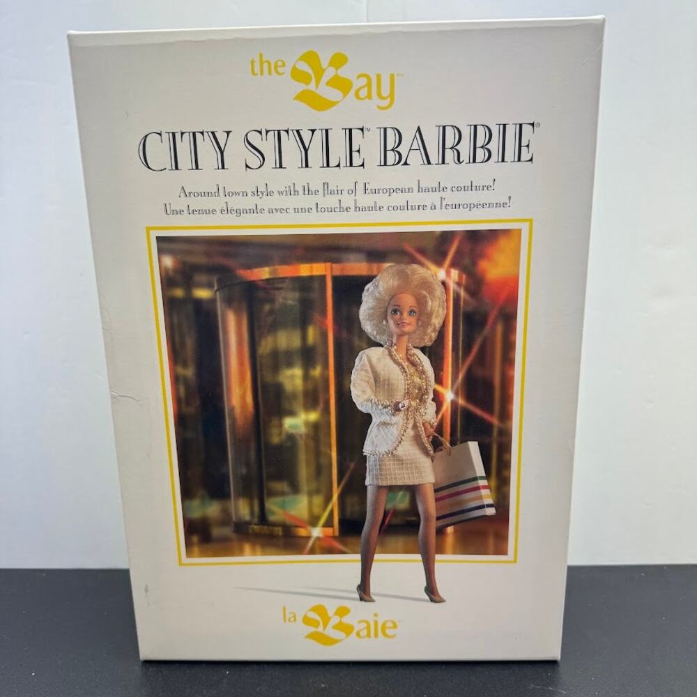 City Style Barbie - The Bay / La Baie 325th Anniversary Mattel 1993 - Picture 2 of 11
